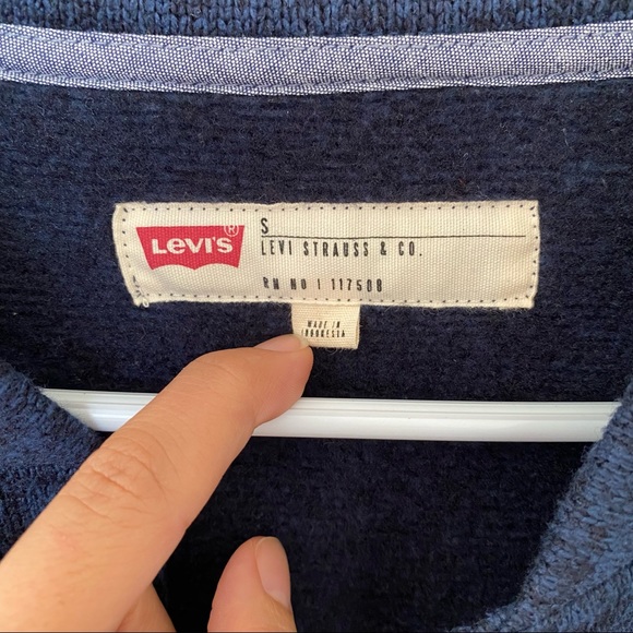 Levi’s button up jacket for men in blue color - Picture 3 of 11